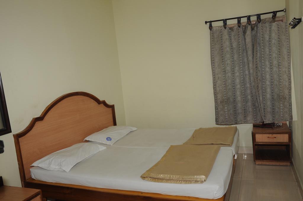 Hotel Agarala Residency Tirupati Ngoại thất bức ảnh